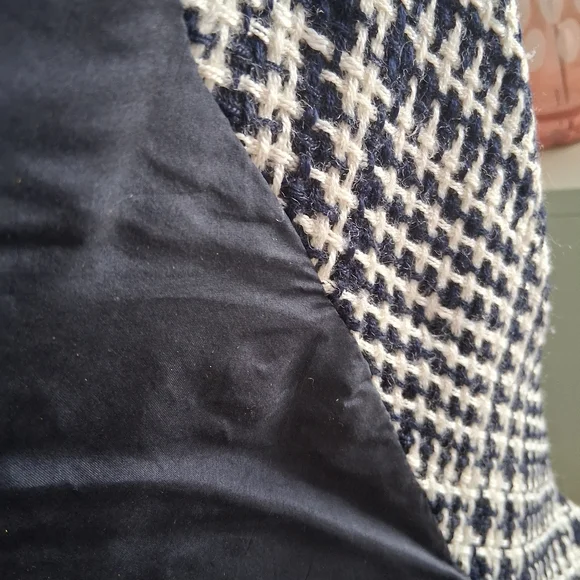 Vintage 80s Karl Lagerfeld Wool Boucle Tweed Blazer Fits Like US 10 GUC - Picture 3 of 16